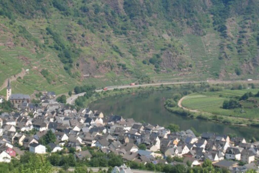 Ferienwohnung Zum Koenig Bremm Dış mekan fotoğraf