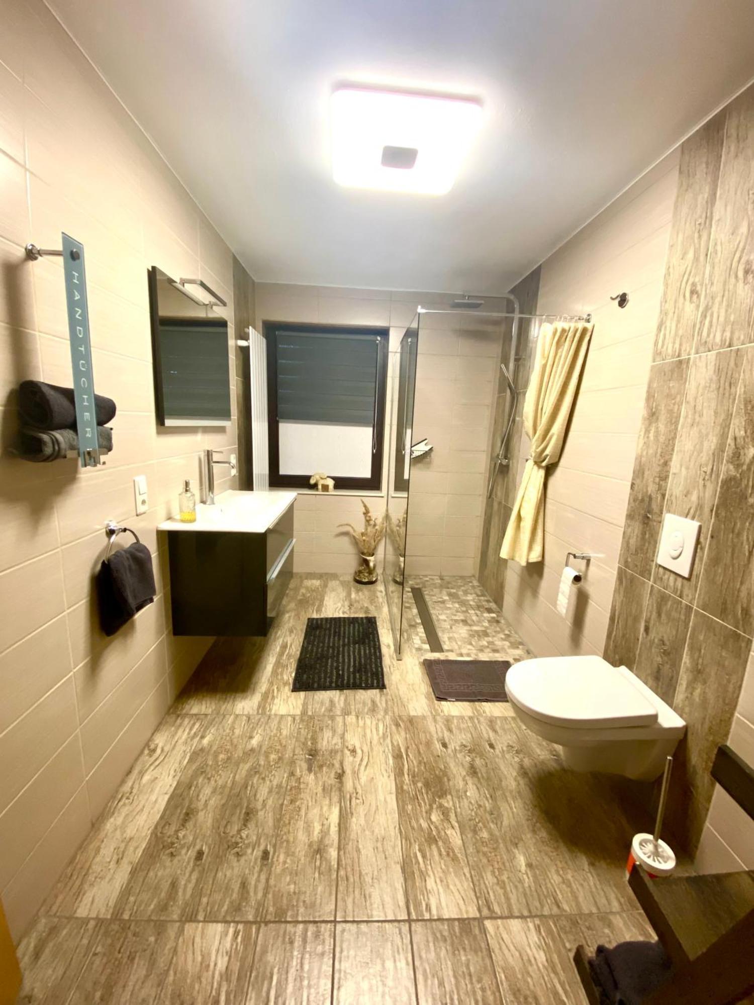 Ferienwohnung Zum Koenig Bremm Dış mekan fotoğraf